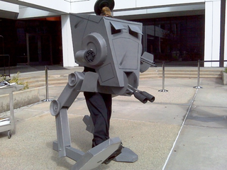 Illustration for article titled Amazing Costume is Either a Kid Dressed as a Mech or a Mech Dressed as a Kid